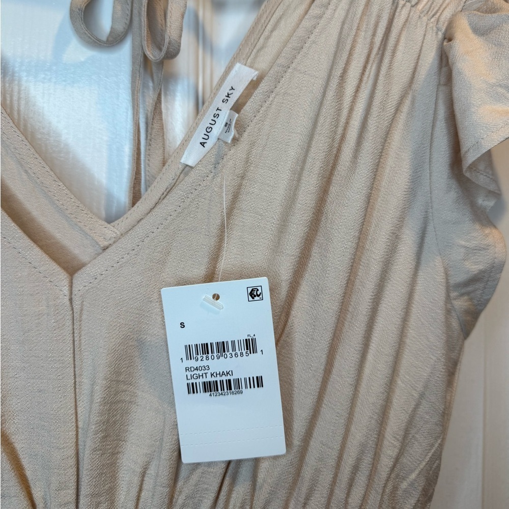 NWT August Sky Light Khaki V Neck Short Sleeve Midi Dress Size S - Picture 6 of 8